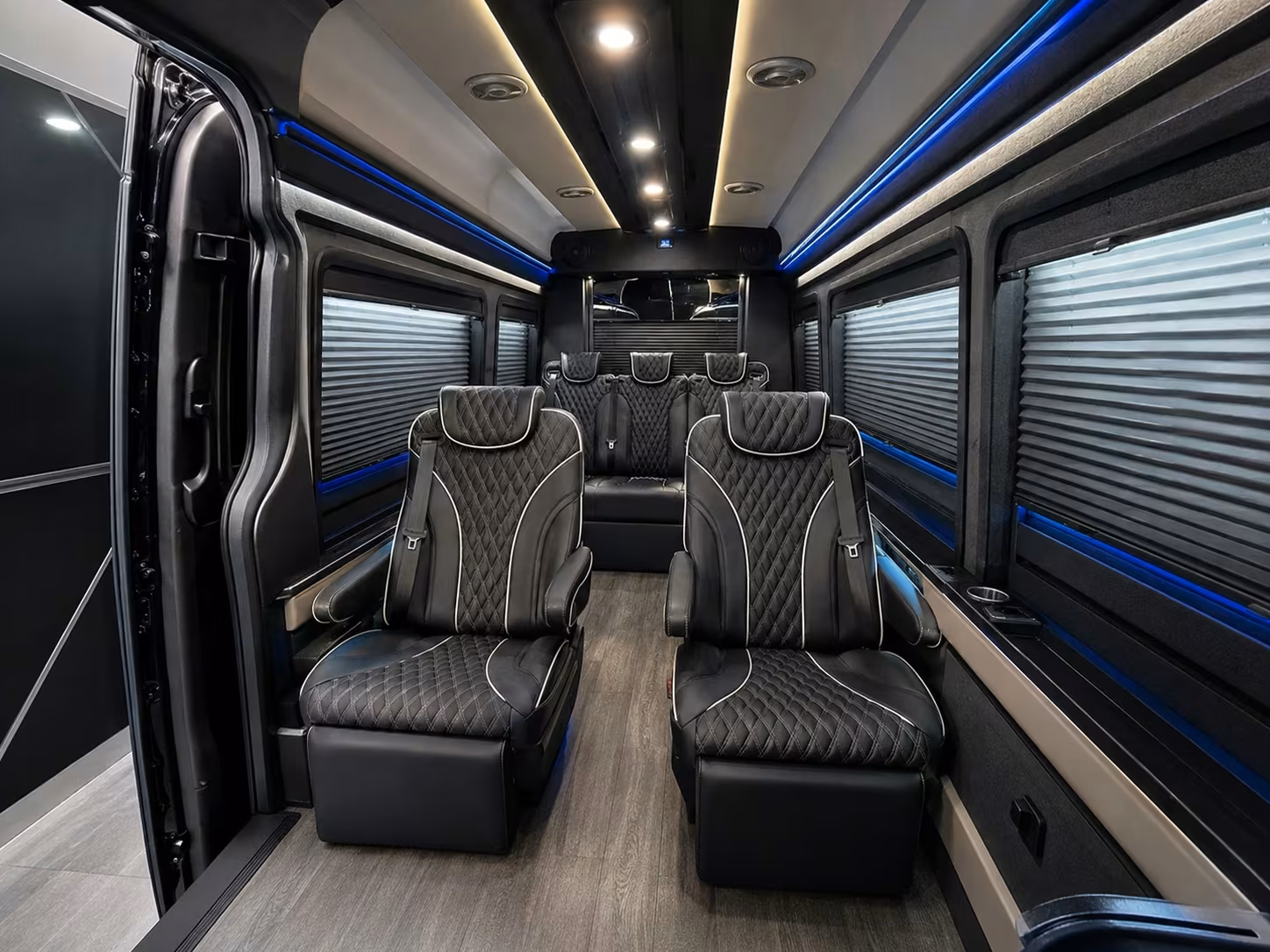 convention airport shuttle buses in washington dc