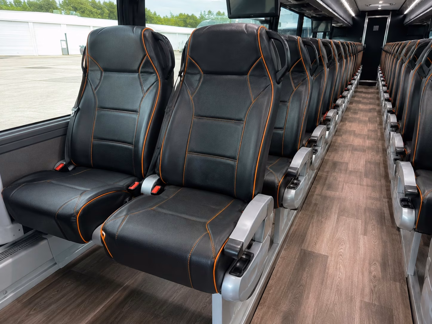 find and rent a washington dc prom bus online