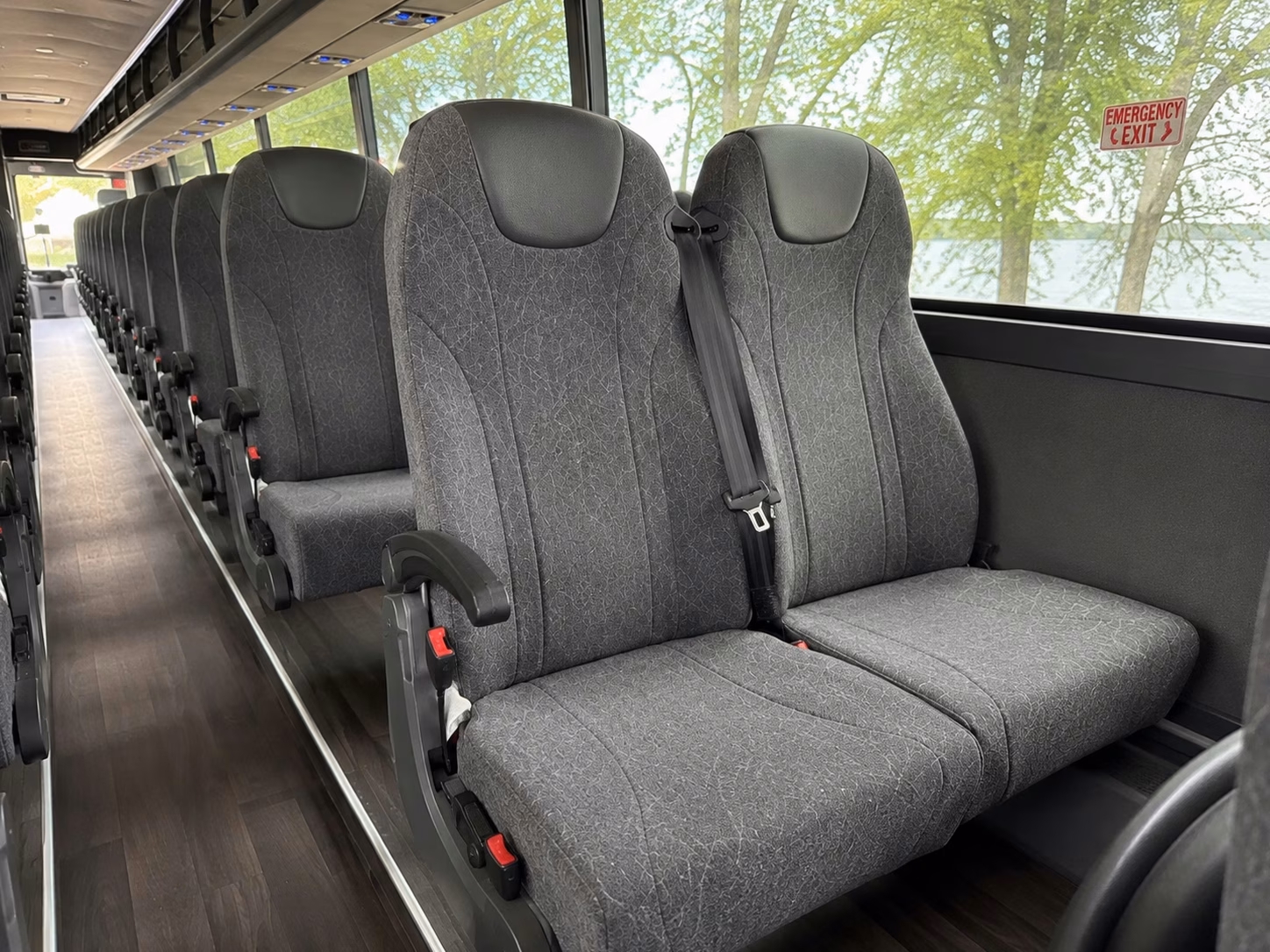 washington charter bus rentals for ceremony and reception venues