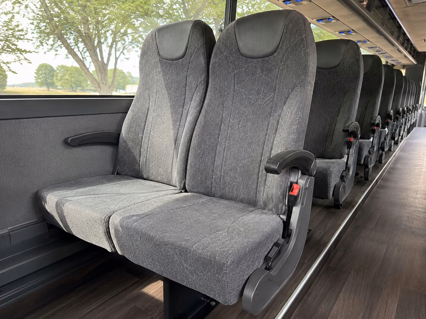 washington wedding shuttle buses between hotels and venues